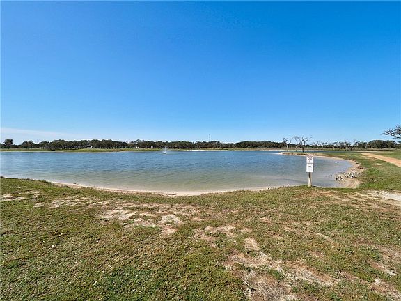 5th image of 20 Augusta Cir