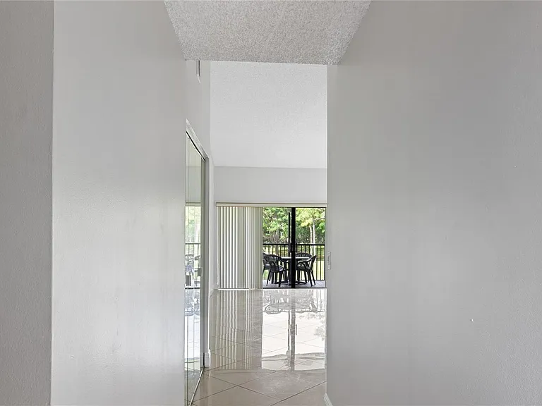 2067 SW 15th St #232 — Photo 19
