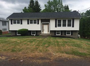 7 Lawson Pl, Sugarloaf, PA 18249