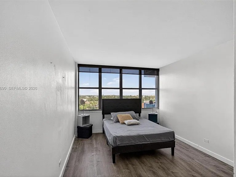 7441 Wayne Ave #8J — Photo 16