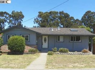 350 Summit Dr, Pinole, CA 94564