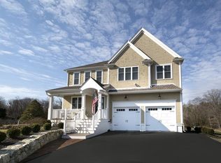 75 Church St, Cohasset, MA 02025