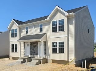 265 Locust St, New Holland, PA 17557