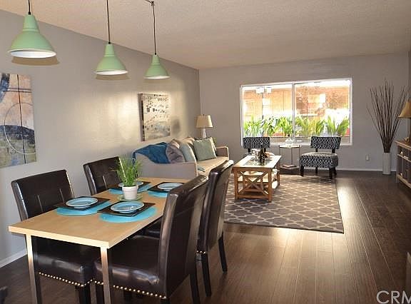 3rd image of 4505 California Ave Unit 209