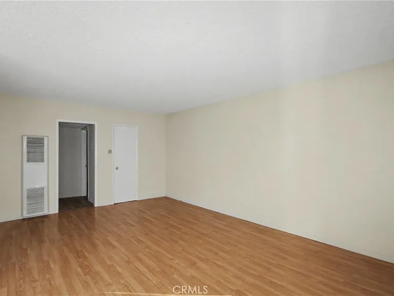 13609 Van Ness Ave #2 — Photo 5