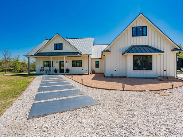 204 County Road 3823, Bridgeport, TX 76426