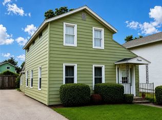 11 Mynderse St, Seneca Falls, NY 13148