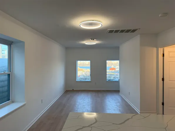 9007 Riverside Place image 11 of 18