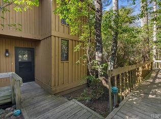 26 Lonely Mountain Dr #B, Sapphire, NC 28774