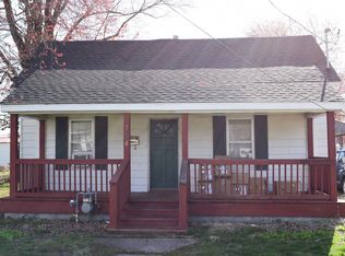 704 S Jackson St, Robinson, IL 62454