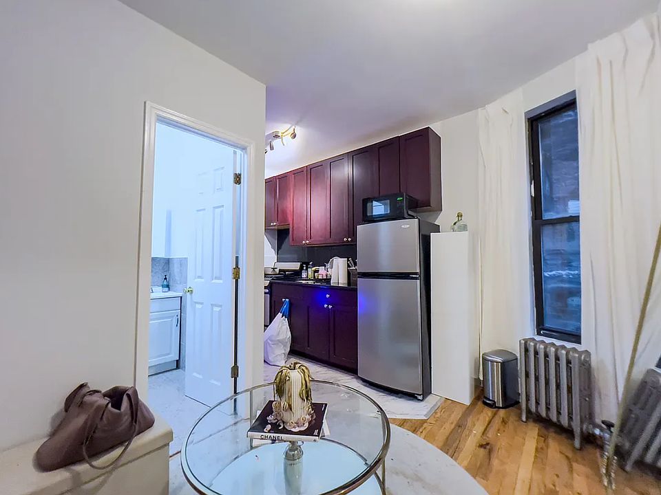 1st image of 71 Thompson St APT 2D