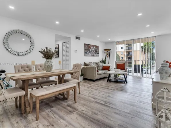 9310 Fontainebleau Blvd APT 201, Miami, FL 33172