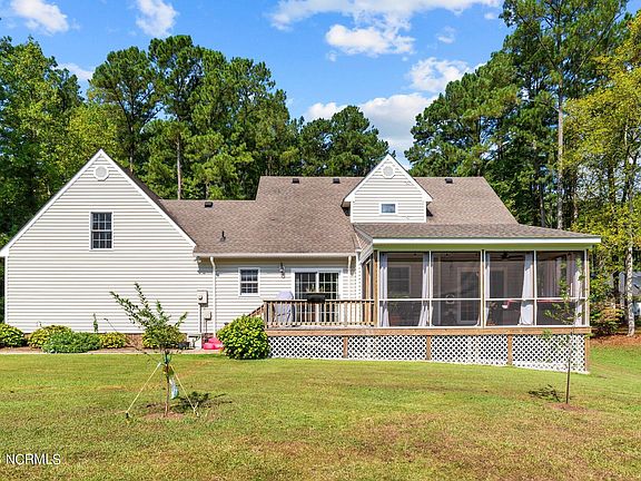 4th image of 241 Mill Creek Lane