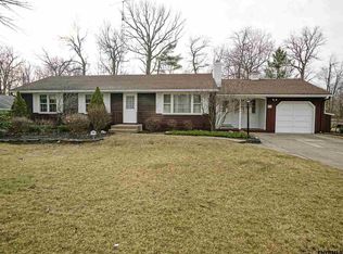 713 Pearse Rd, Niskayuna, NY 12309