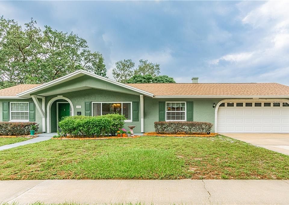 1st image of 1921 Collier Dr