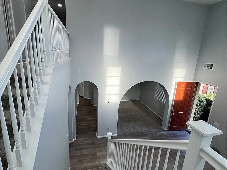 27903 Crescent Ct — Photo 9