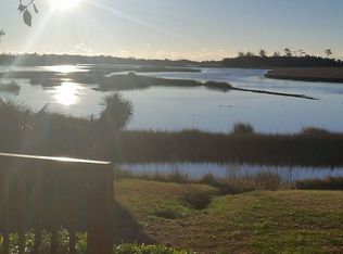 108 Saltwater Ln, Hubert, NC 28539