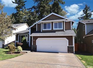 1050 Ilwaco Pl NE, Renton, WA 98059