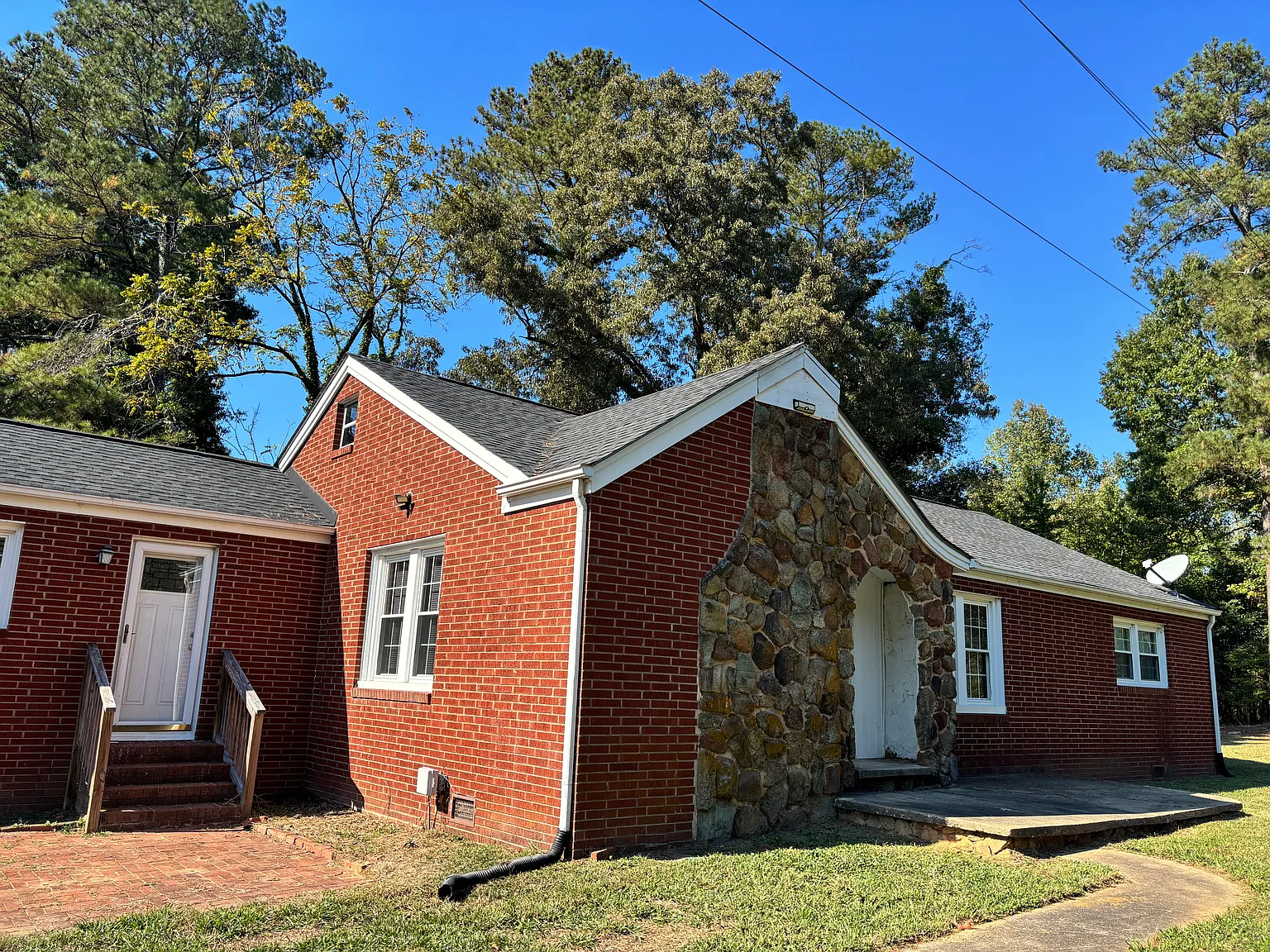 4 bed, 1686 sqft, $1,790 — Photo 2