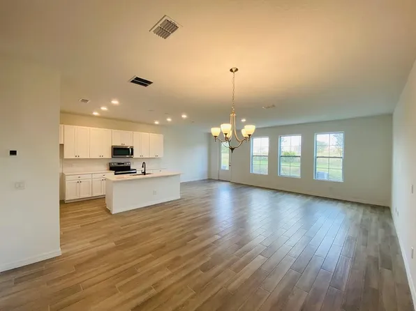 841 Benoi Dr, Davenport, FL 33896