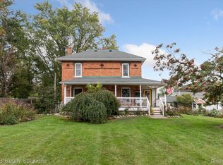 6674 Fish Lake Rd, North Branch, MI 48461