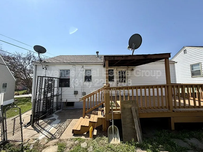 9905 Iveland Dr — Photo 8