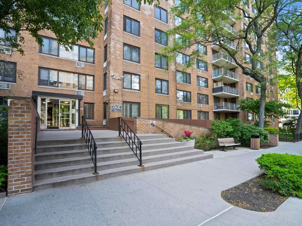 185 Hall Street 1411 image 1 of 6