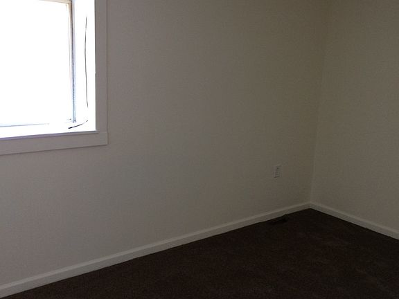 4th image of 237 Melrose Ct