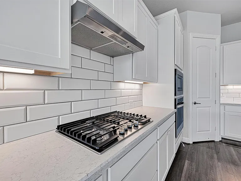 24419 Avanti Dr — Photo 19