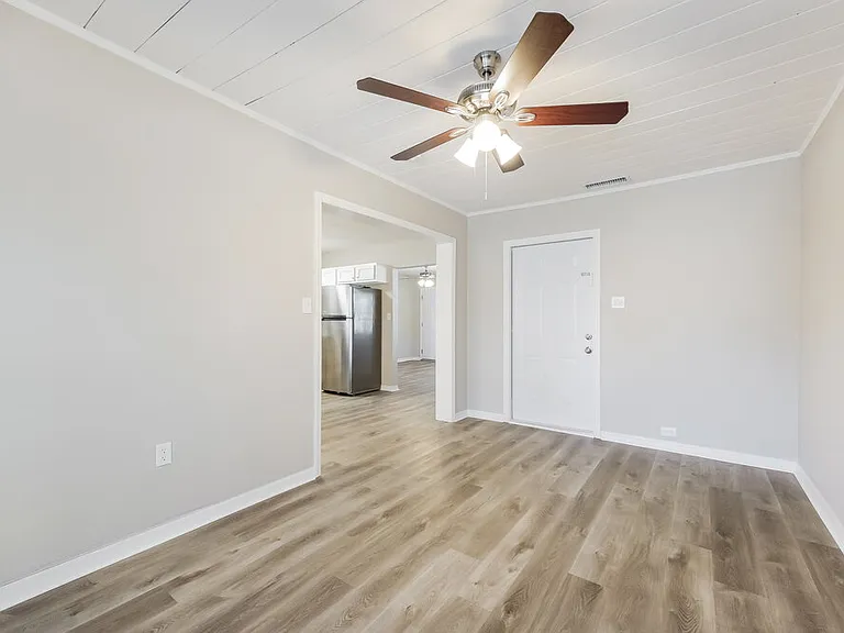 5 Victoria Dr — Photo 11