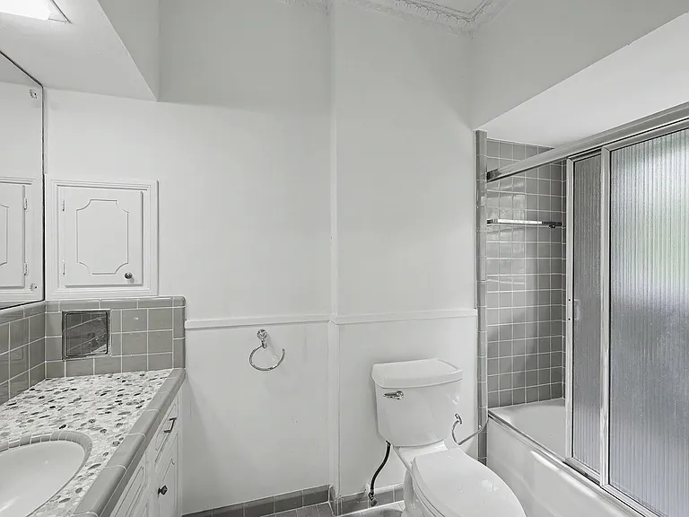 10811 Hunters Forest Dr — Photo 22