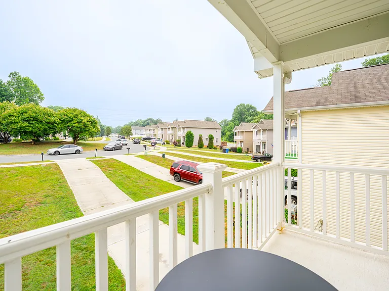 131 High Bluff Cir — Photo 24