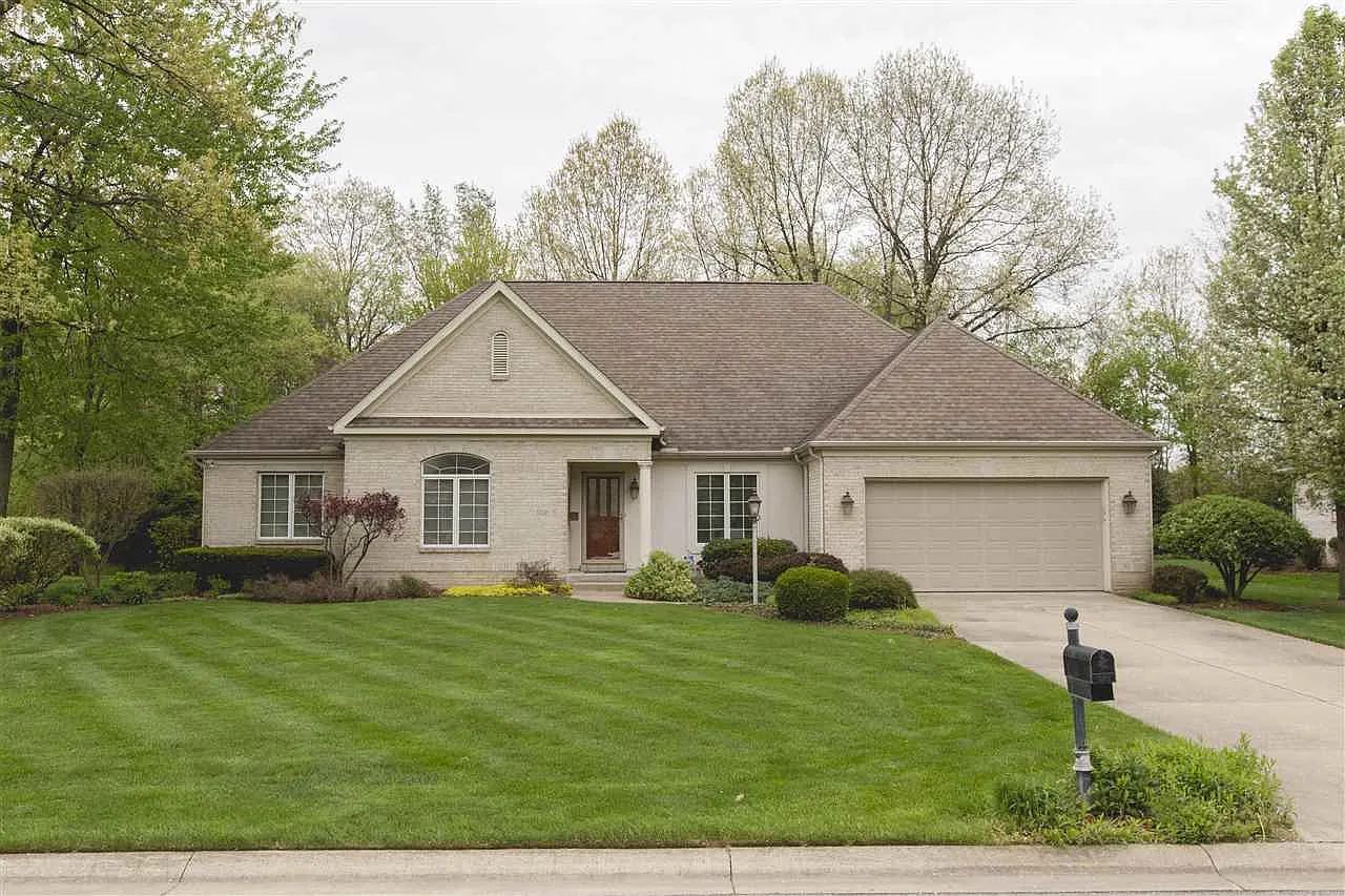 52048 Plantation Dr photo 1