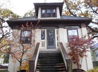 320 E 1st St, Spring Valley, IL 61362