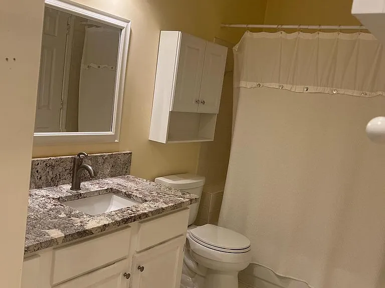 4401 Sedgehurst Dr #303 — Photo 8