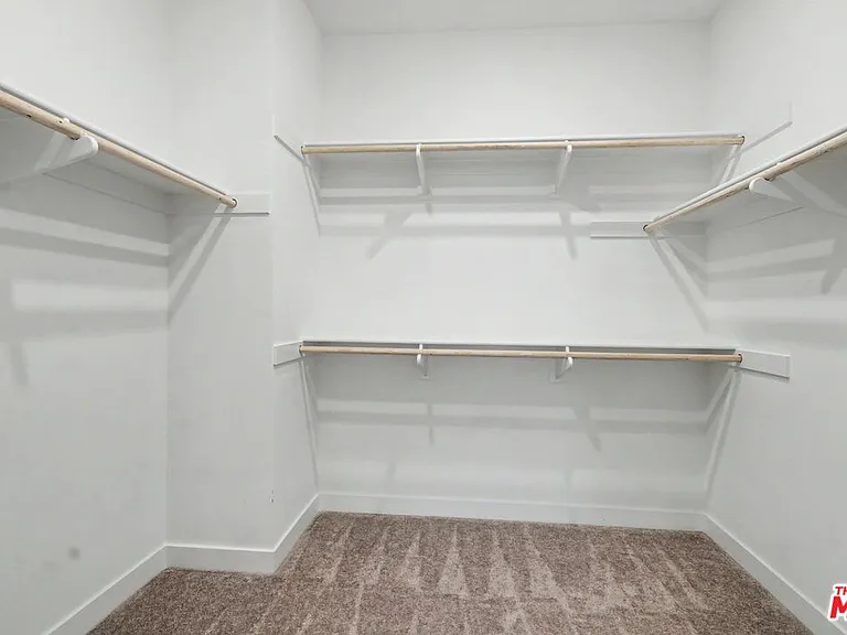 126 Hazel Dr — Photo 14