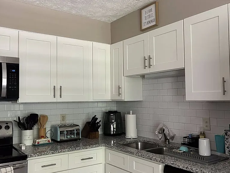 1612 Clear Brook Dr — Photo 8