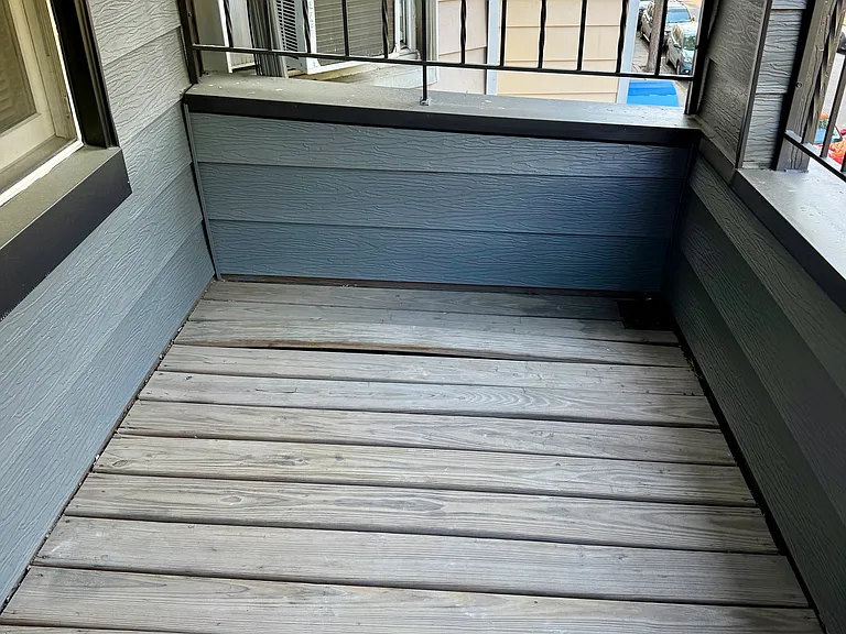 77th St — Photo 9