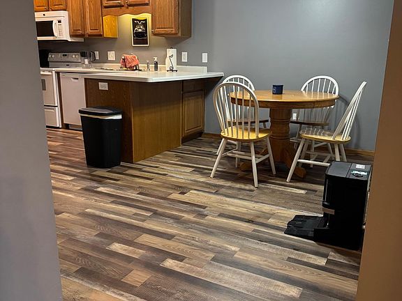 5th image of 614 Raymond St #9B