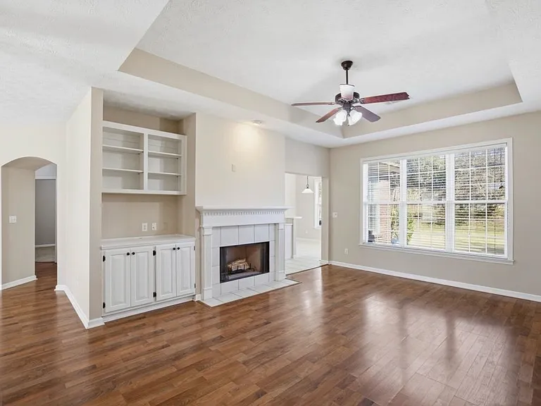 8349 Grayson Grv — Photo 5