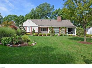 1382 W Melrose Dr, Westlake, OH
