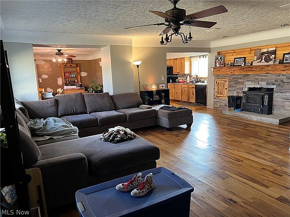 3rd image of 2441 Us Highway 250 S