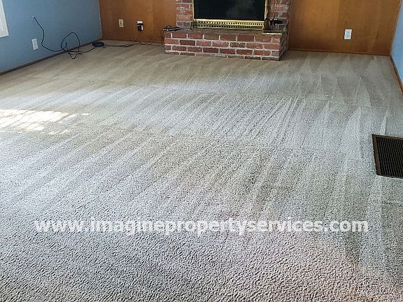 4th image of 832 41st St