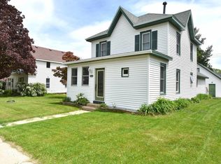 336 Lincoln Ave, Rio, WI 53960