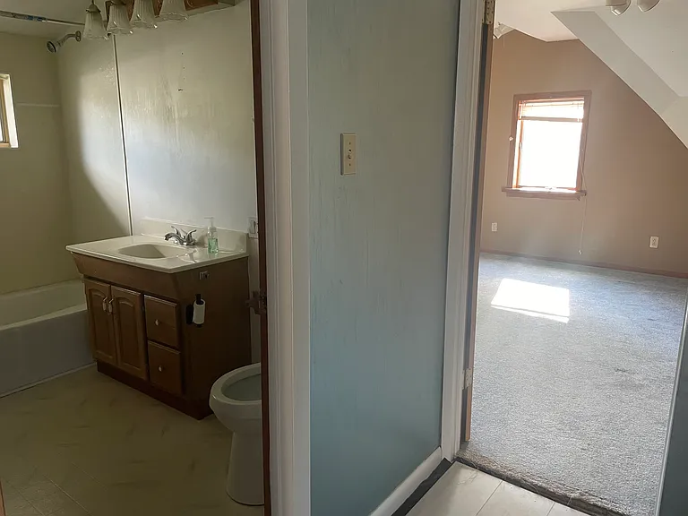 605 S Main St — Photo 18