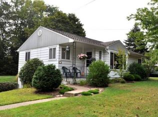289 S Main St, Russell, PA 16345