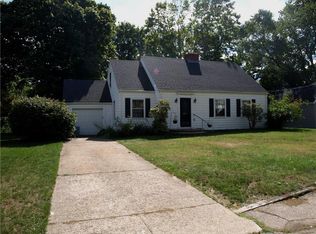 29 Indian Rd, Riverside, RI 02915