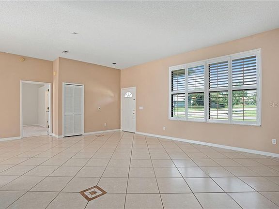4th image of 1047 Gould Pl