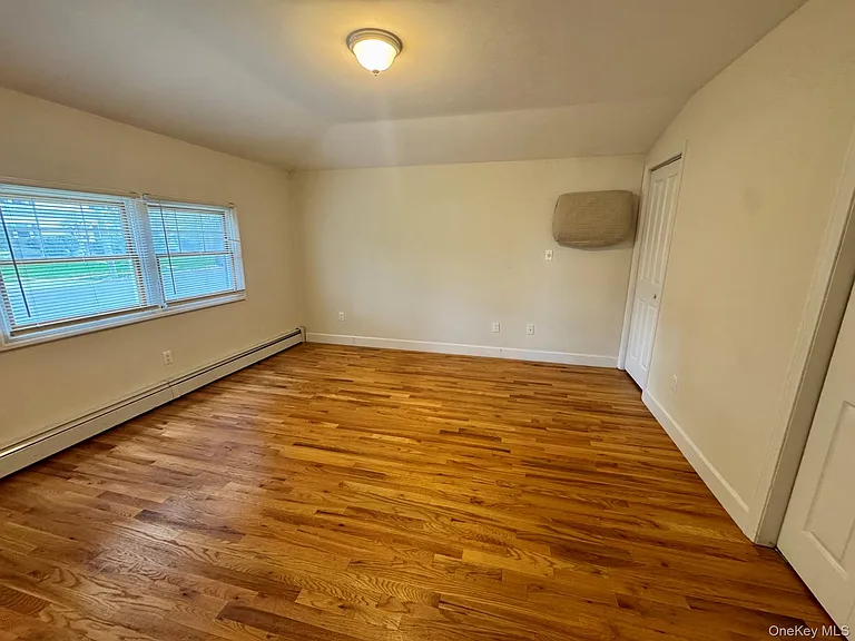 1 Allen St #1 — Photo 10