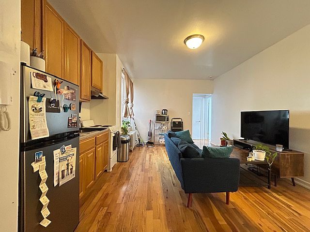1st image of 260 Hawthorne St APT B5